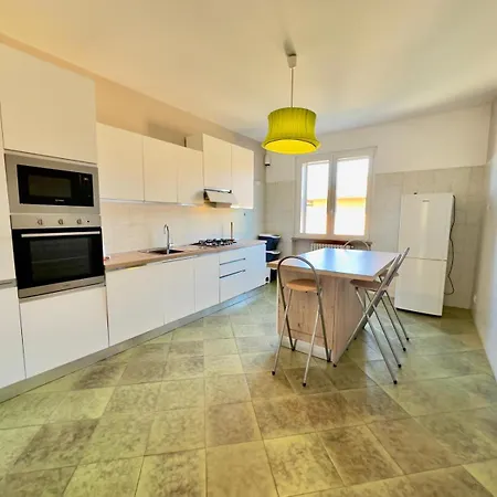 Apartamento Mimmo 9 Beachfront, 3 Bedrooms, And Parking Space *