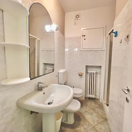 Mimmo 9 Beachfront, 3 Bedrooms, And Parking Space